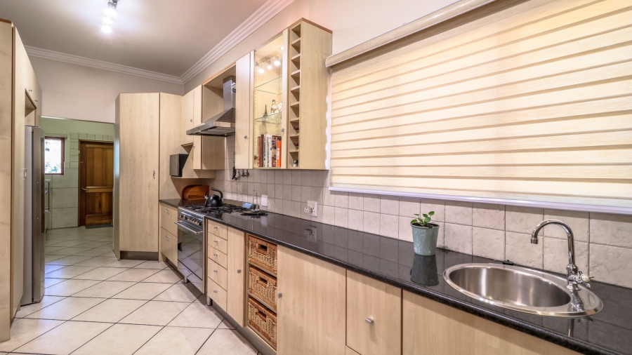 4 Bedroom Property for Sale in Tres Jolie Gauteng