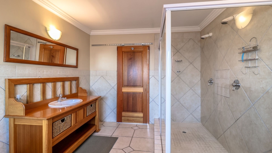4 Bedroom Property for Sale in Tres Jolie Gauteng