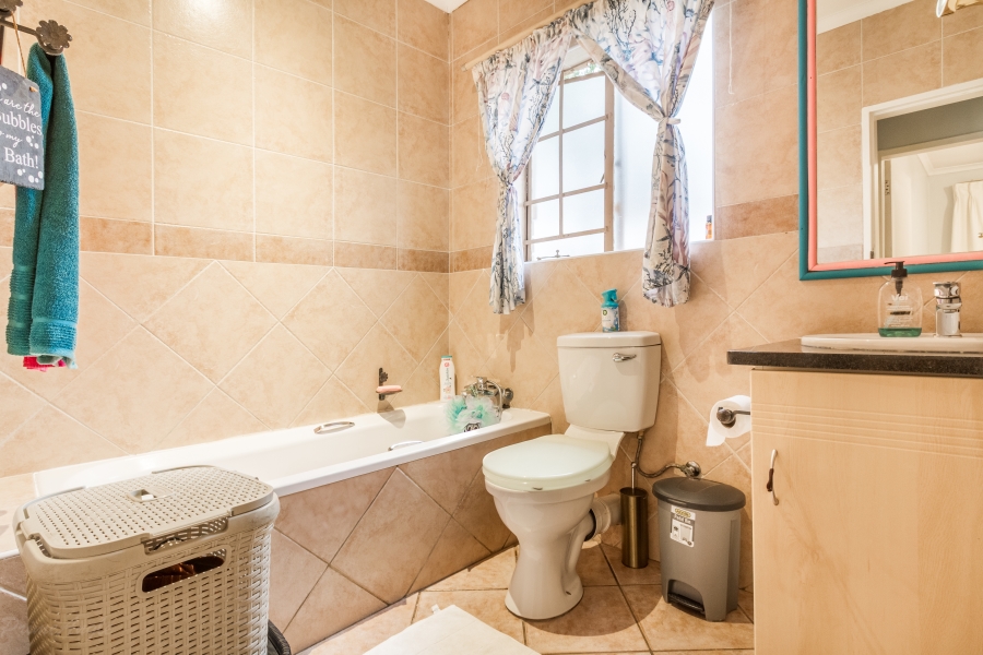 3 Bedroom Property for Sale in Equestria Gauteng