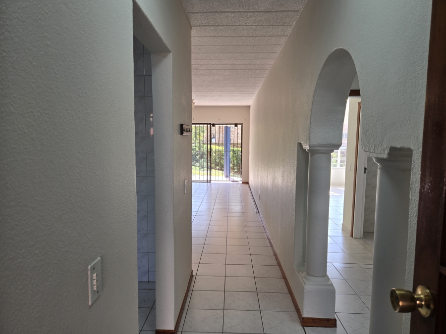 To Let 2 Bedroom Property for Rent in North Riding Gauteng