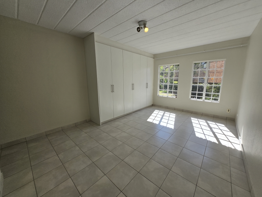 To Let 2 Bedroom Property for Rent in North Riding Gauteng