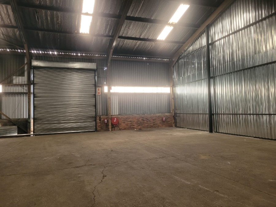 Commercial Property for Sale in Clayville Industria Gauteng