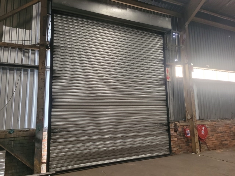 Commercial Property for Sale in Clayville Industria Gauteng