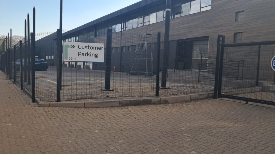 To Let commercial Property for Rent in Clayville East Gauteng