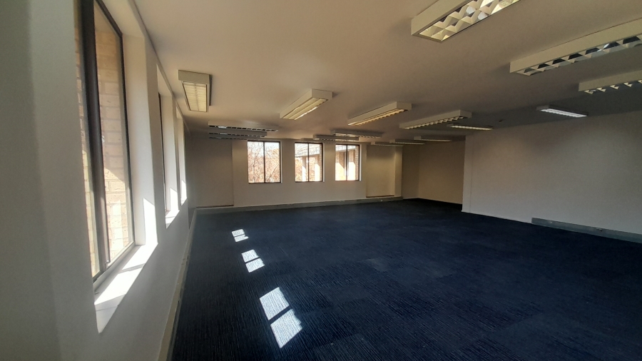 To Let commercial Property for Rent in Vorna Valley Gauteng