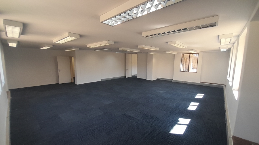 To Let commercial Property for Rent in Vorna Valley Gauteng