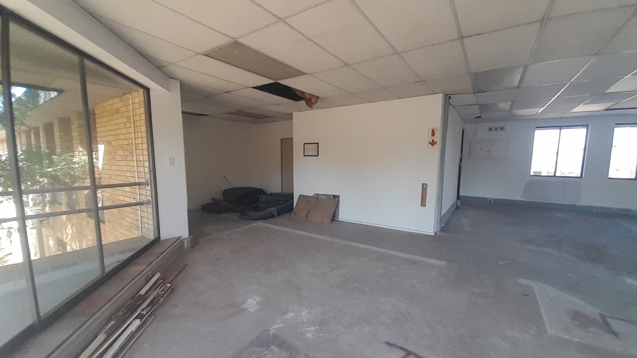 To Let commercial Property for Rent in Vorna Valley Gauteng