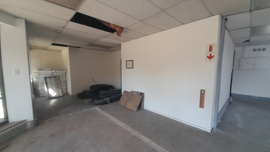 To Let commercial Property for Rent in Vorna Valley Gauteng