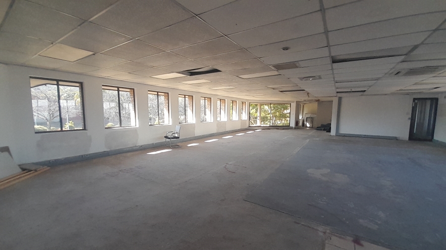 To Let commercial Property for Rent in Vorna Valley Gauteng