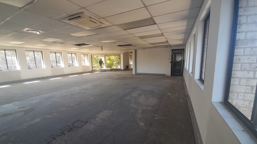 To Let commercial Property for Rent in Vorna Valley Gauteng