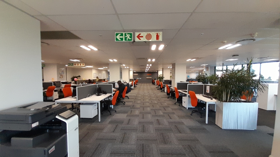 To Let commercial Property for Rent in Vorna Valley Gauteng