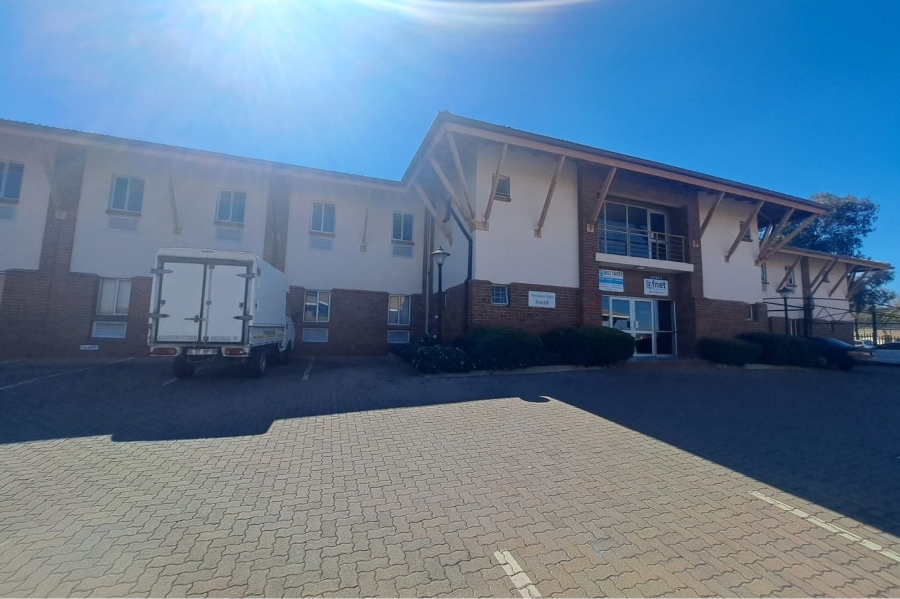 To Let commercial Property for Rent in Randjespark Gauteng
