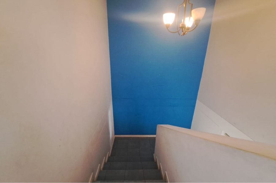 To Let commercial Property for Rent in Randjespark Gauteng