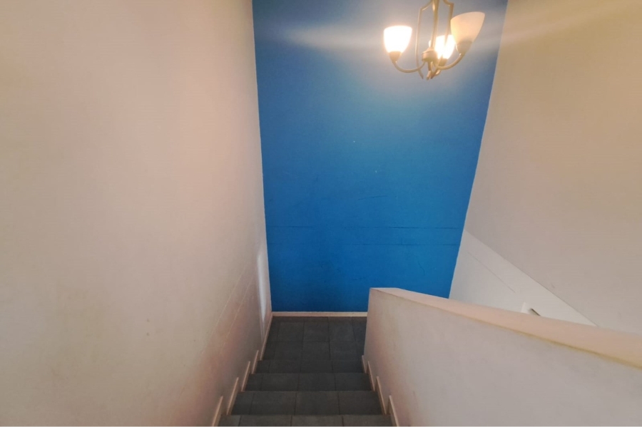 To Let commercial Property for Rent in Randjespark Gauteng
