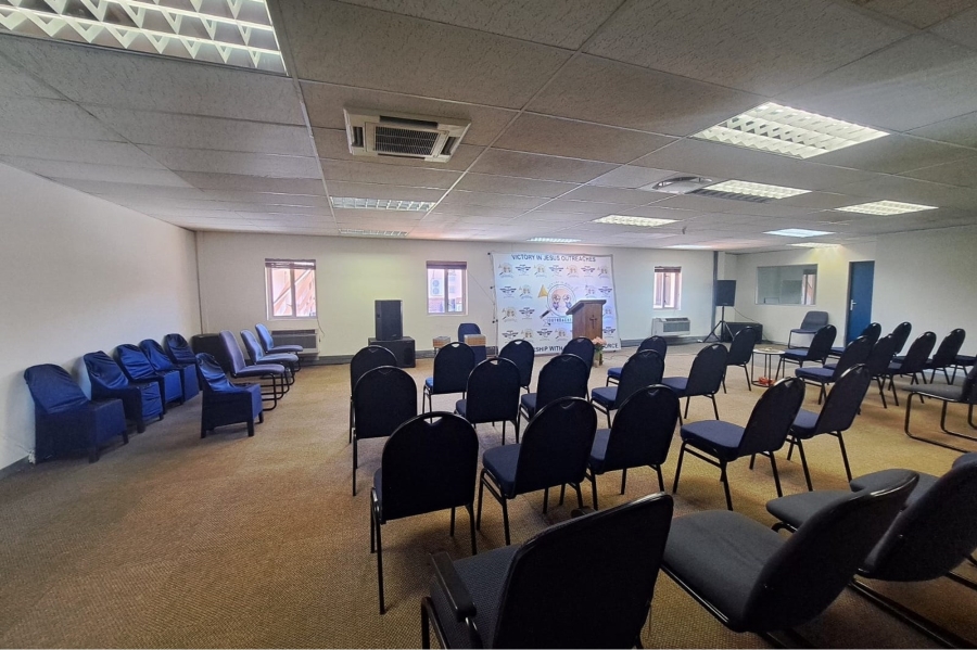 To Let commercial Property for Rent in Randjespark Gauteng