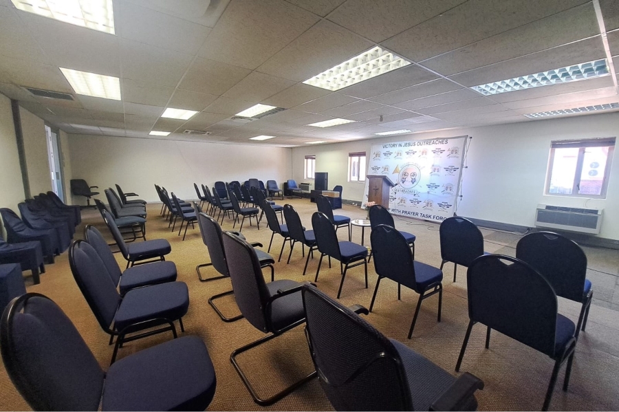 To Let commercial Property for Rent in Randjespark Gauteng