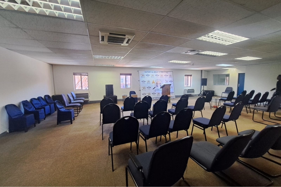 To Let commercial Property for Rent in Randjespark Gauteng