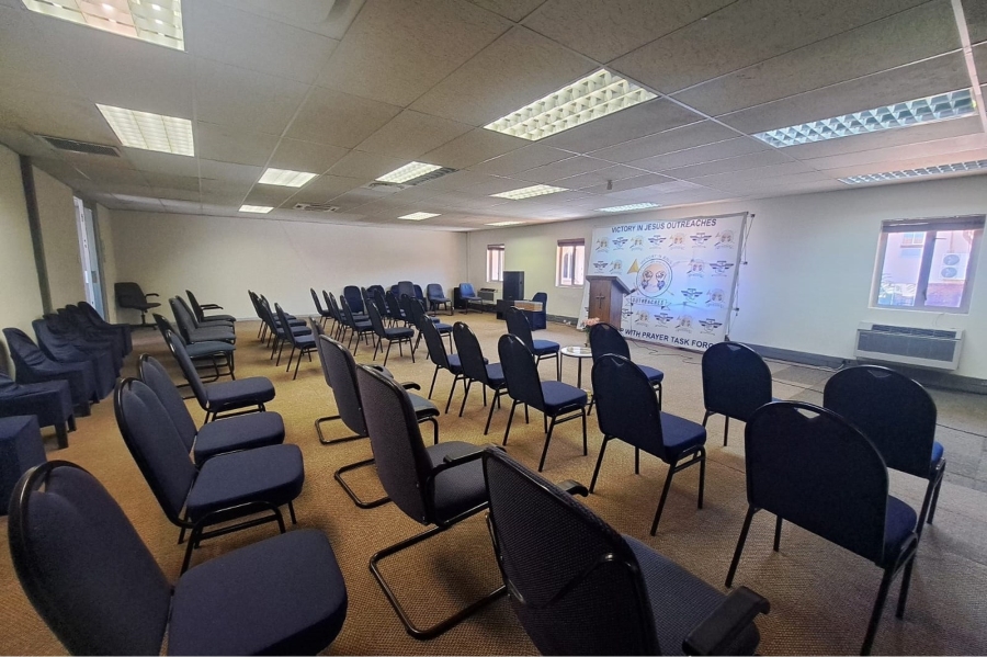 To Let commercial Property for Rent in Randjespark Gauteng