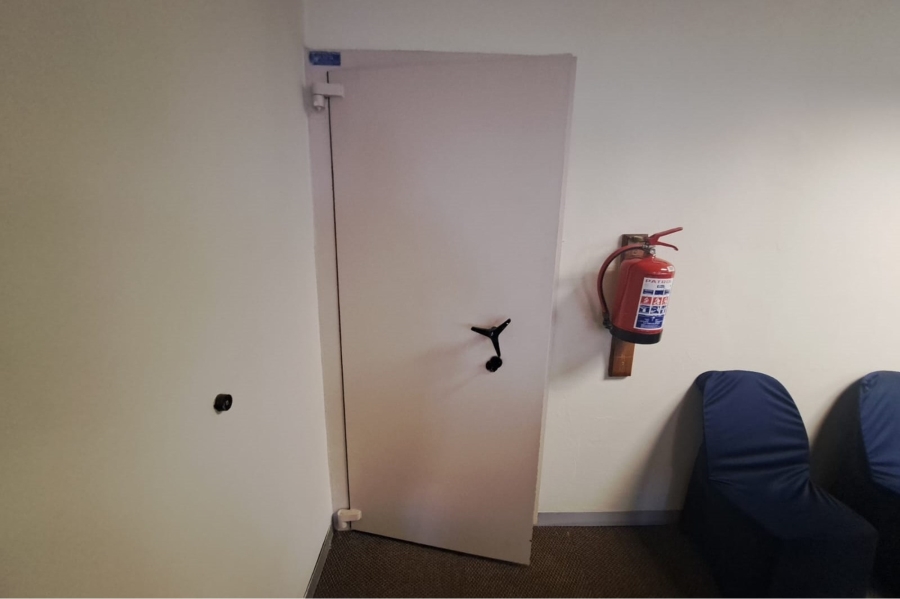 To Let commercial Property for Rent in Randjespark Gauteng