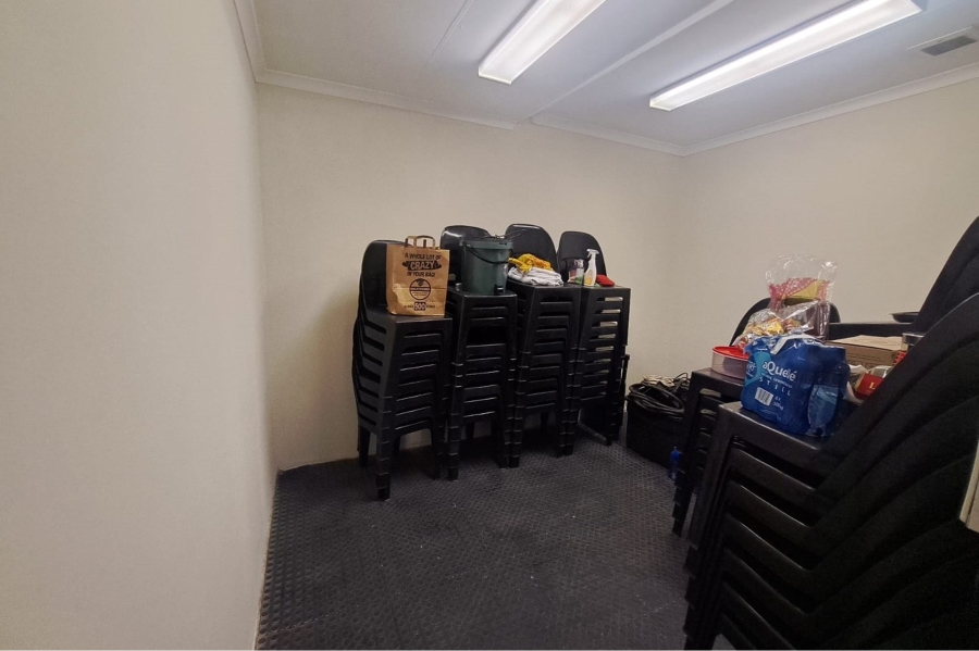 To Let commercial Property for Rent in Randjespark Gauteng