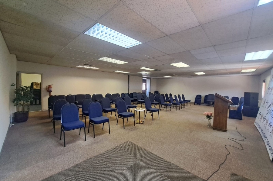 To Let commercial Property for Rent in Randjespark Gauteng