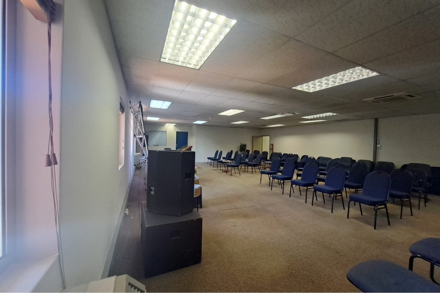 To Let commercial Property for Rent in Randjespark Gauteng
