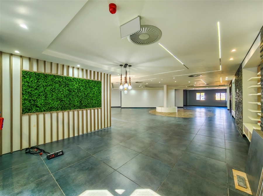To Let commercial Property for Rent in Strubensvallei Gauteng