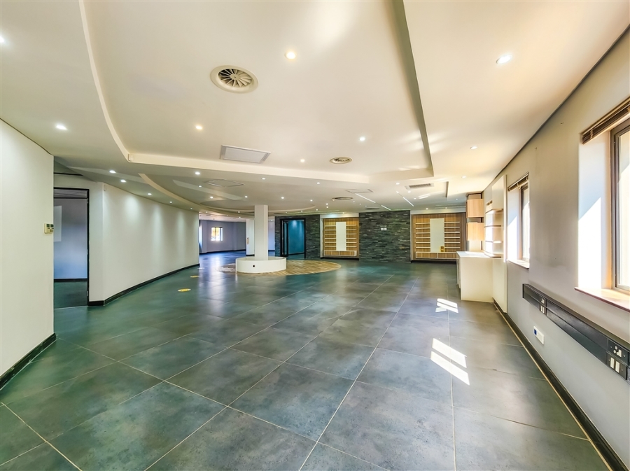 To Let commercial Property for Rent in Strubensvallei Gauteng