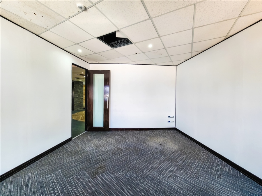 To Let commercial Property for Rent in Strubensvallei Gauteng