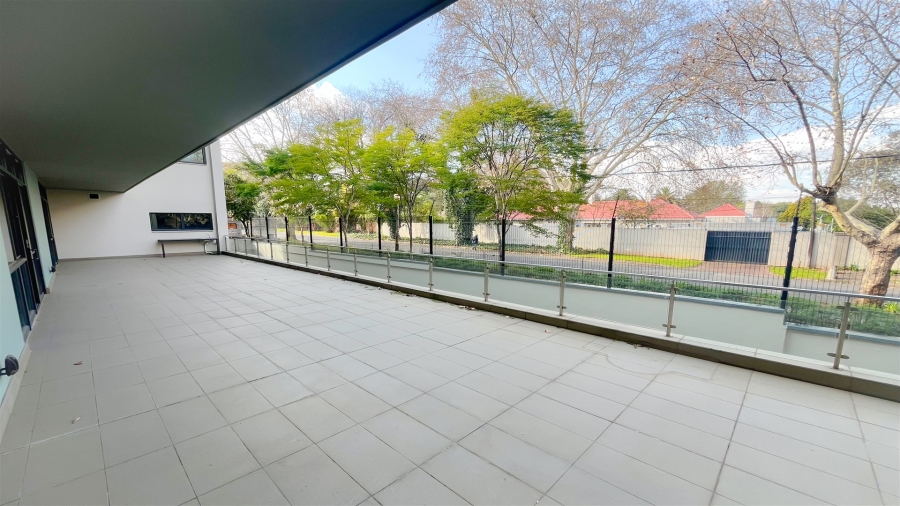 To Let commercial Property for Rent in Houghton Estate Gauteng