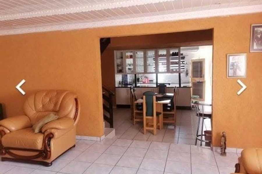 5 Bedroom Property for Sale in Ormonde Gauteng