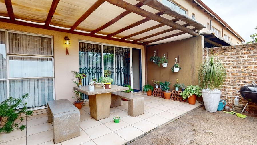 3 Bedroom Property for Sale in Berton Park Gauteng