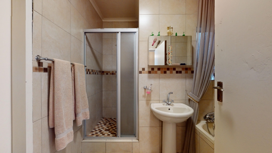 3 Bedroom Property for Sale in Berton Park Gauteng