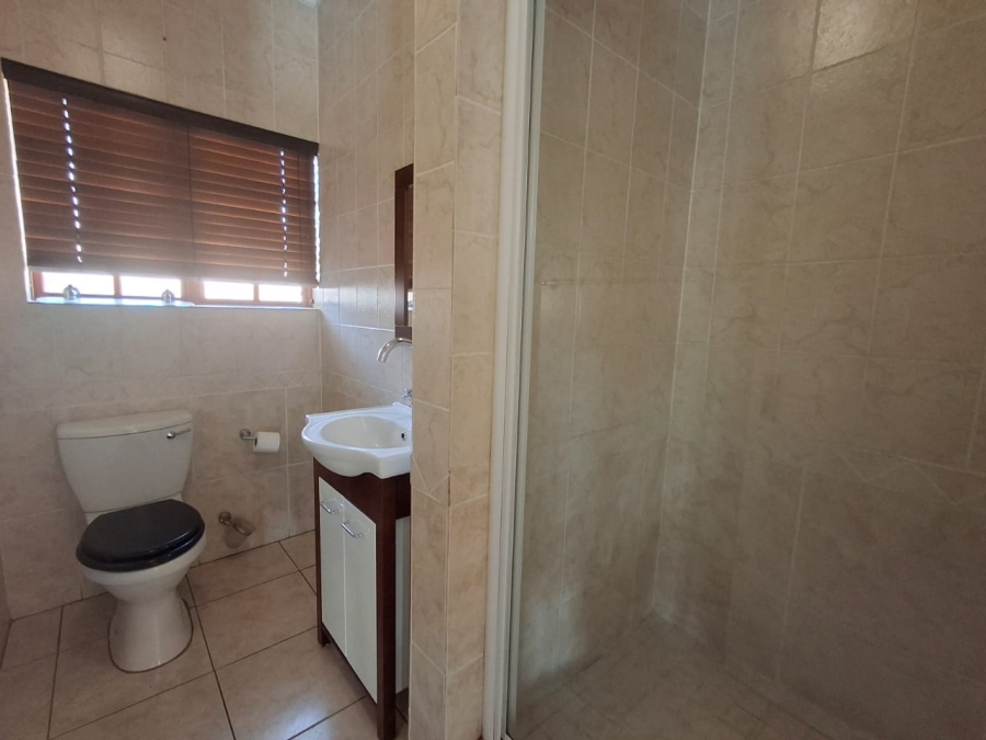 3 Bedroom Property for Sale in Kenleaf Gauteng