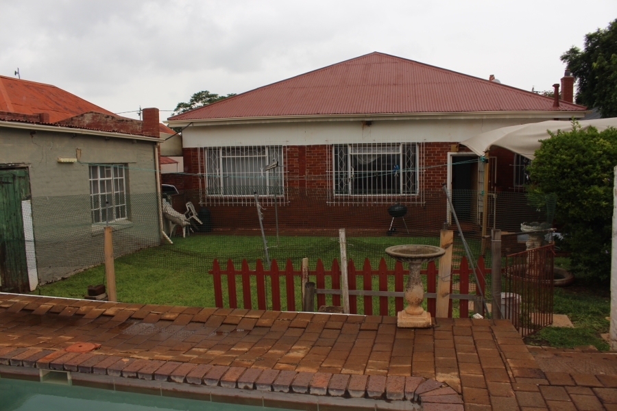 4 Bedroom Property for Sale in Roodepoort North Gauteng