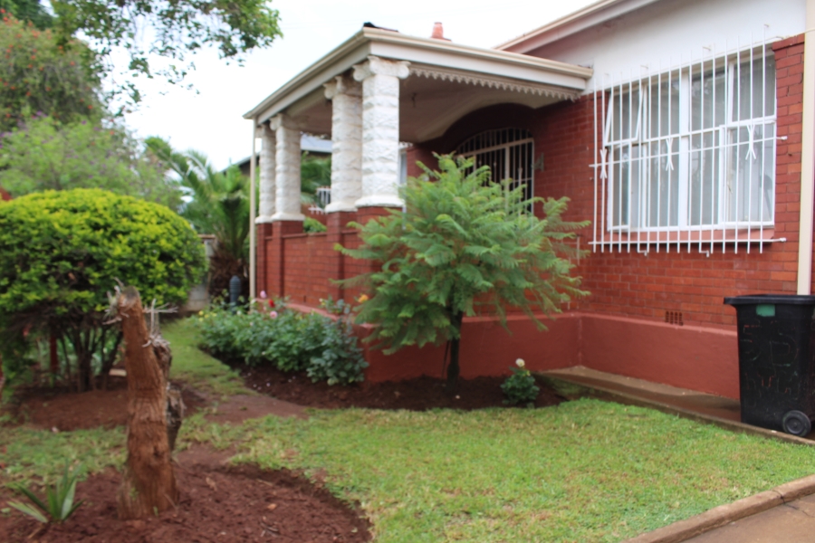 4 Bedroom Property for Sale in Roodepoort North Gauteng