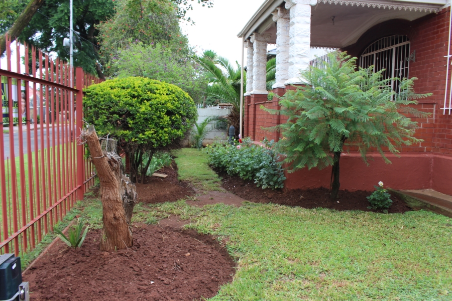 4 Bedroom Property for Sale in Roodepoort North Gauteng