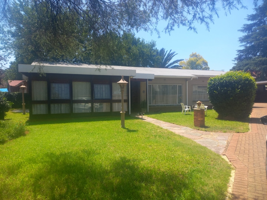3 Bedroom Property for Sale in Rensburg Gauteng