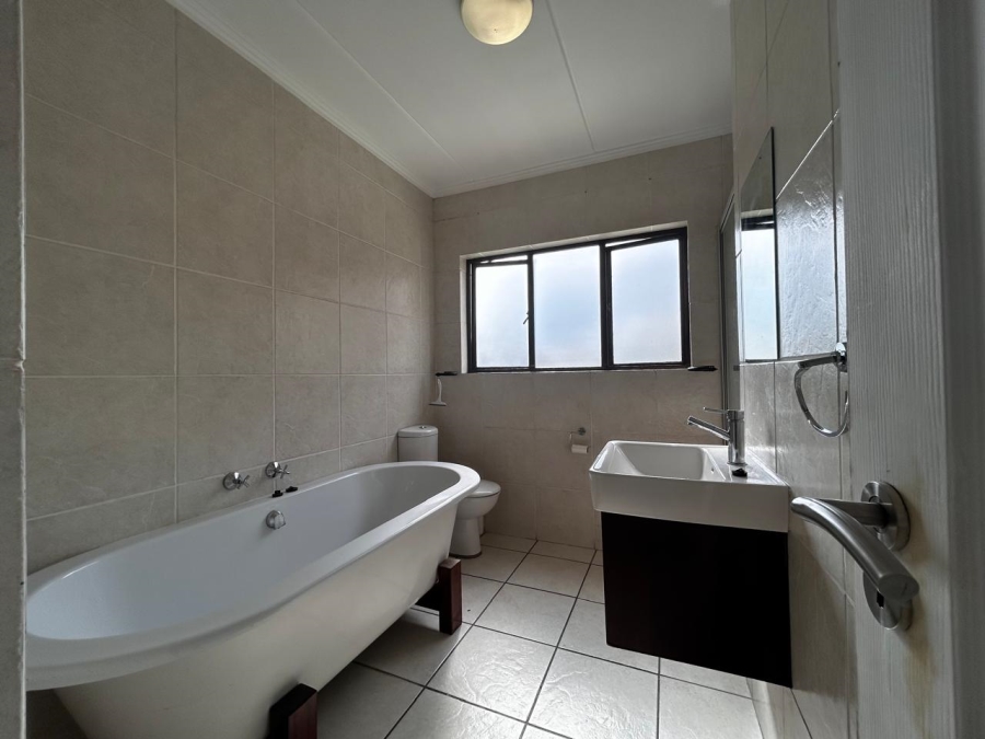 2 Bedroom Property for Sale in Paulshof Gauteng