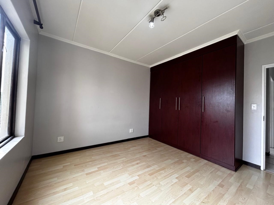 2 Bedroom Property for Sale in Paulshof Gauteng