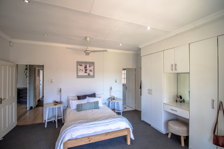 5 Bedroom Property for Sale in Randjesfontein A H Gauteng