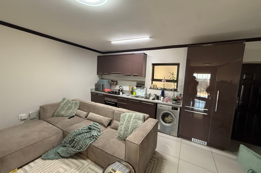 To Let 1 Bedroom Property for Rent in Kengies Gauteng