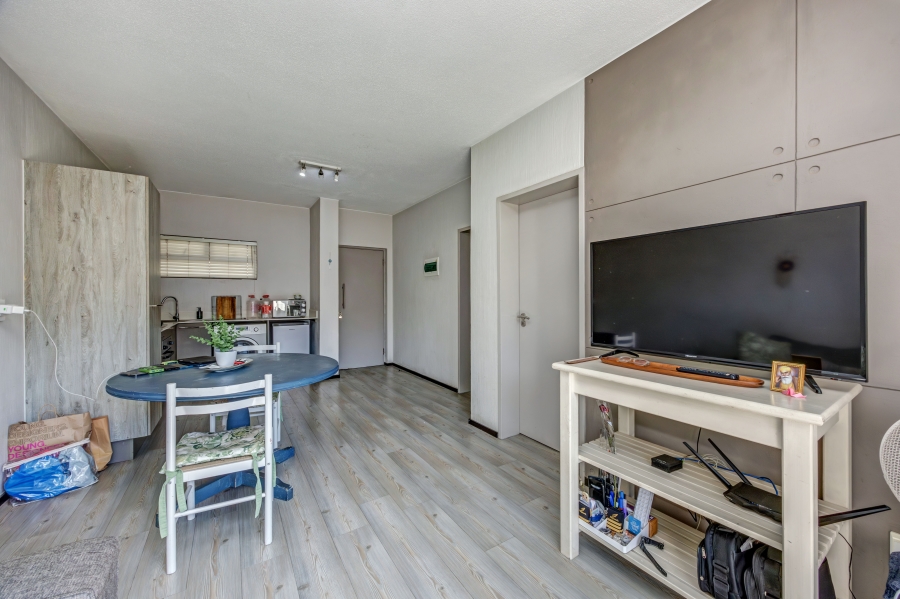 1 Bedroom Property for Sale in Broadacres Gauteng