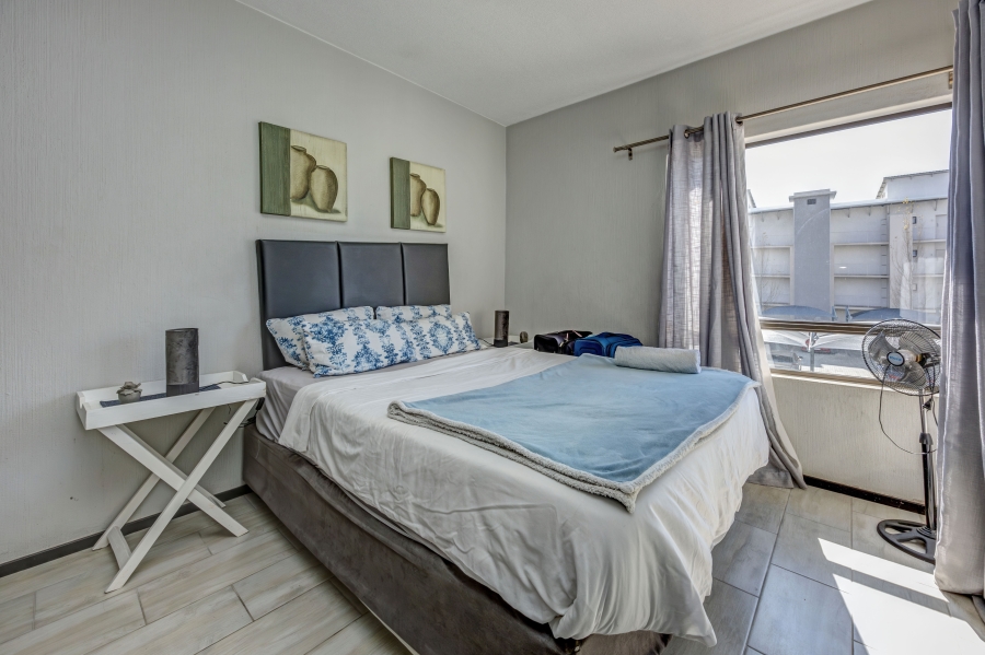 1 Bedroom Property for Sale in Broadacres Gauteng