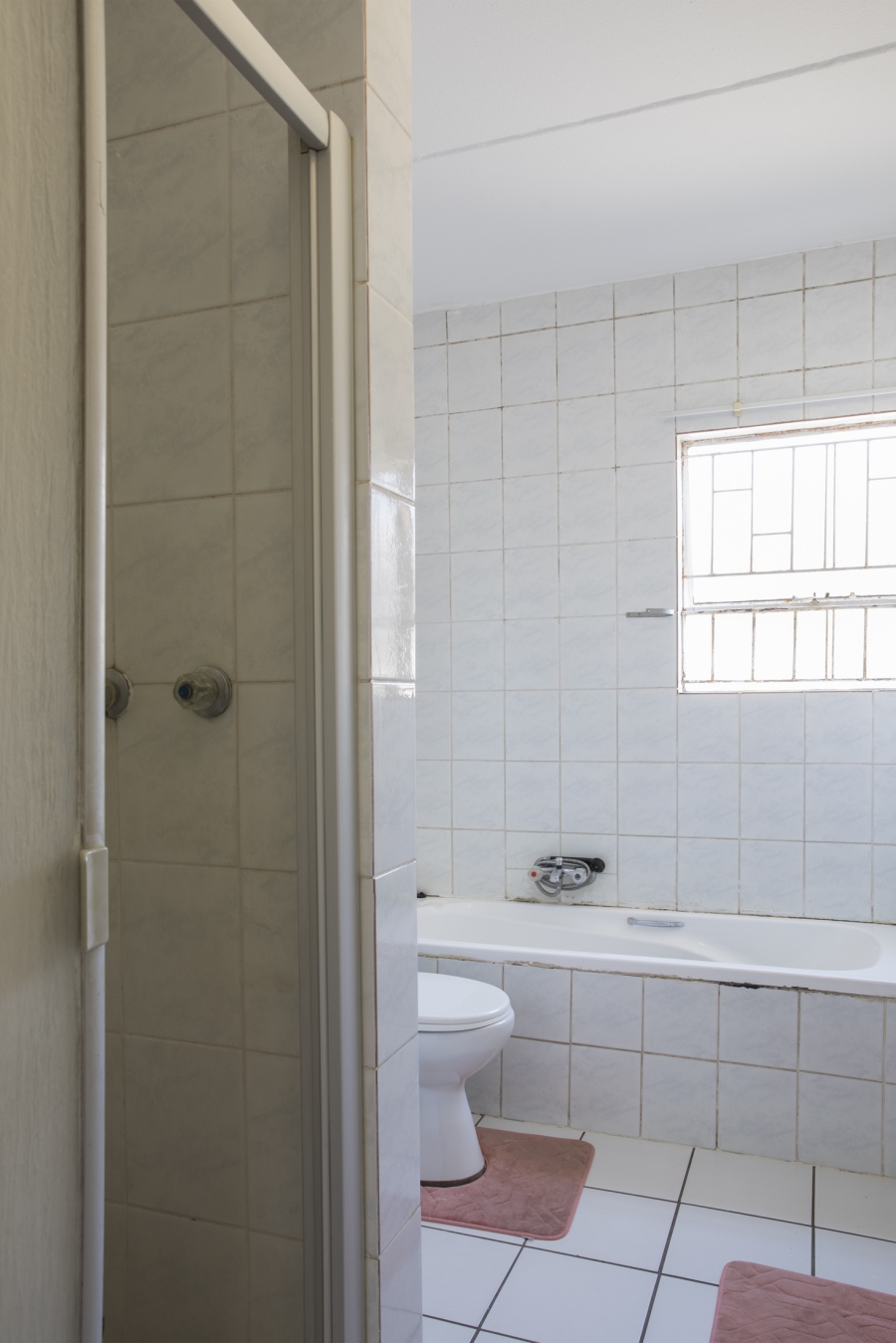 2 Bedroom Property for Sale in Vorna Valley Gauteng
