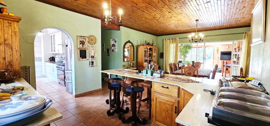 5 Bedroom Property for Sale in Wierda Park Gauteng