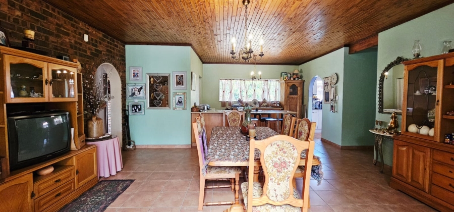 5 Bedroom Property for Sale in Wierda Park Gauteng