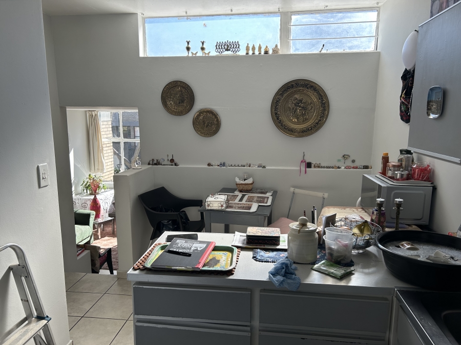 1 Bedroom Property for Sale in The Gardens Gauteng