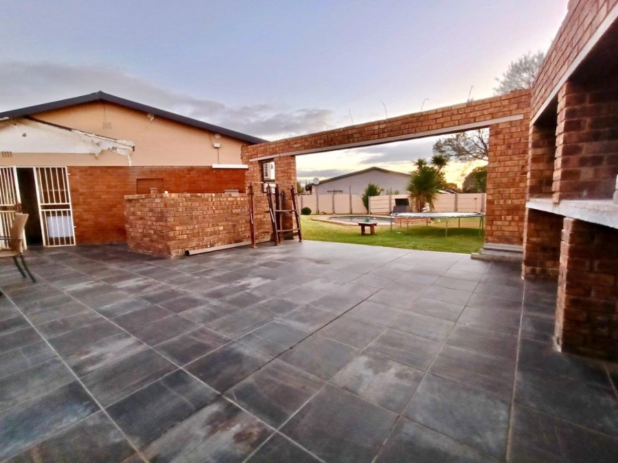 3 Bedroom Property for Sale in Dal Fouche Gauteng