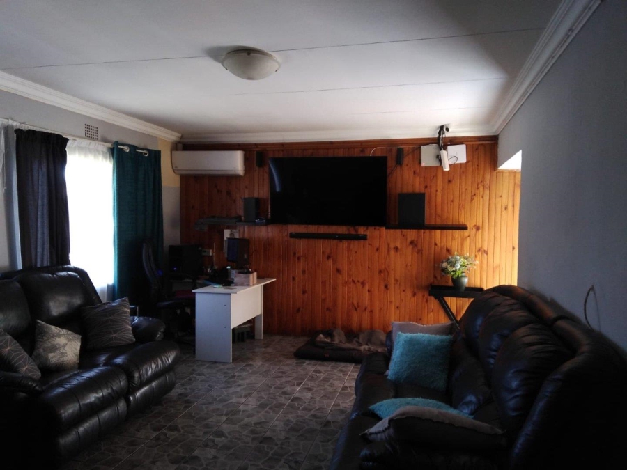 3 Bedroom Property for Sale in Dal Fouche Gauteng